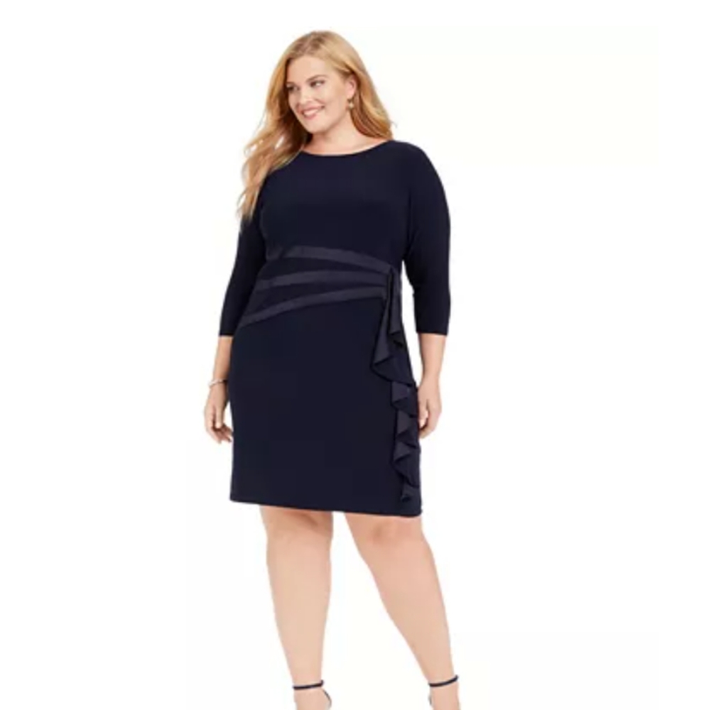 Jessica Howard

Plus Size Side-Ruffled Dress